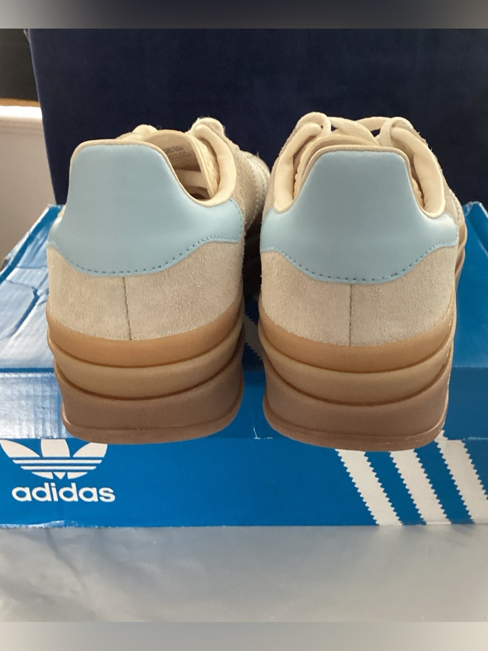 Adidas Gazelle Bold J Platform Sneakers Women’s 6 / 4.5Y Wonder White JH5540 - Picture 6 of 10